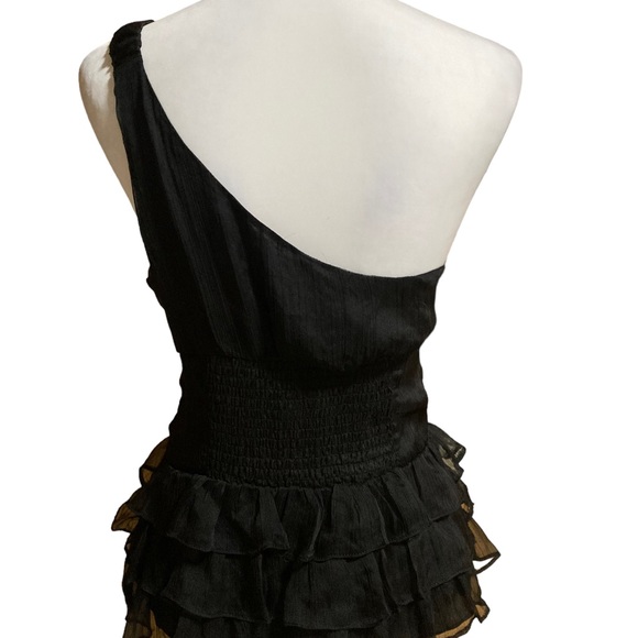 Do & Be women’s one shoulder black blouson style corset top. - Picture 3 of 14